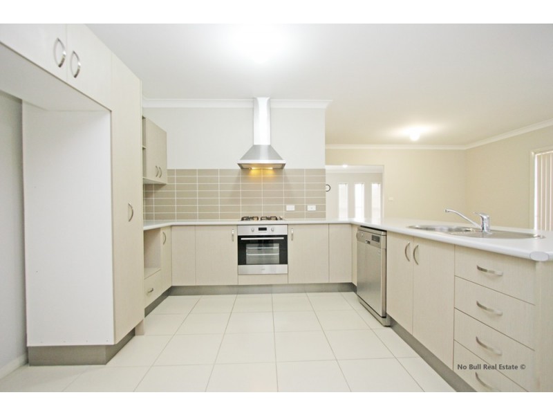 22 Niven Parade, Rutherford NSW 2320