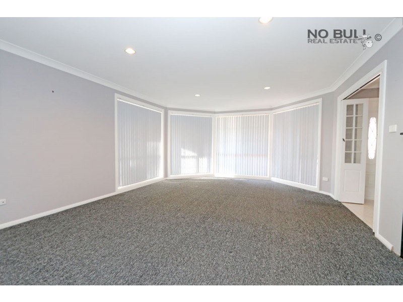 4 Elizabeth Close, Thornton NSW 2322