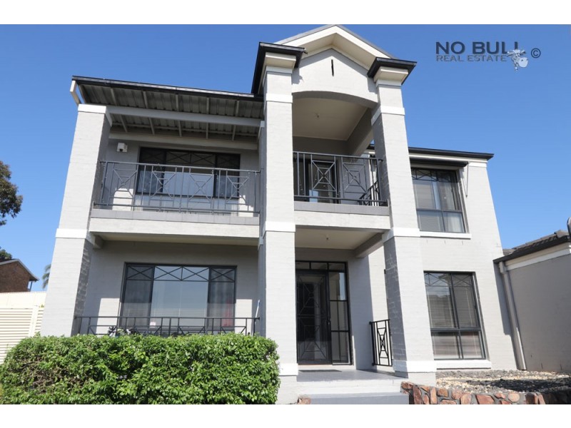 11 Hampton Way, Maryland NSW 2287