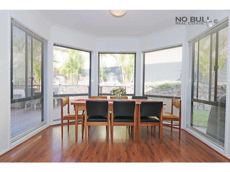 11 Hampton Way, Maryland NSW 2287