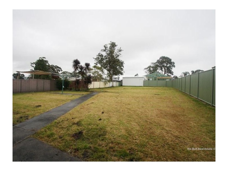 77 Seaham Street, Holmesville NSW 2286