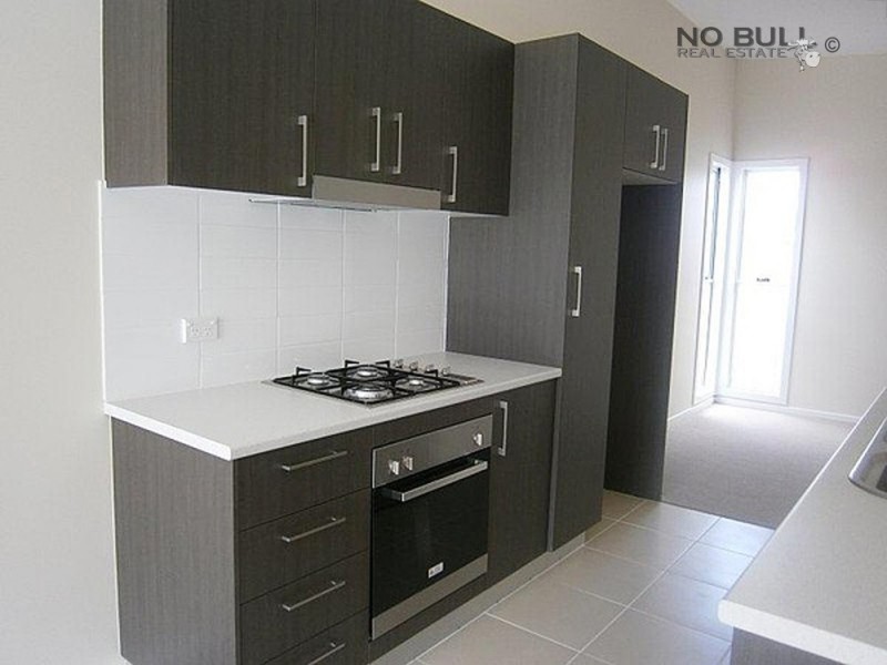 2/24 Carroll Avenue, Cessnock NSW 2325