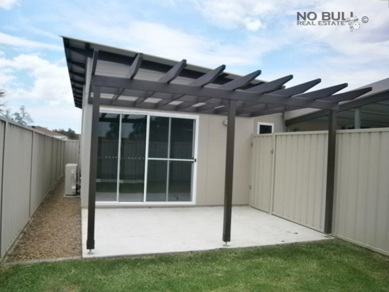2/24 Carroll Avenue, Cessnock NSW 2325