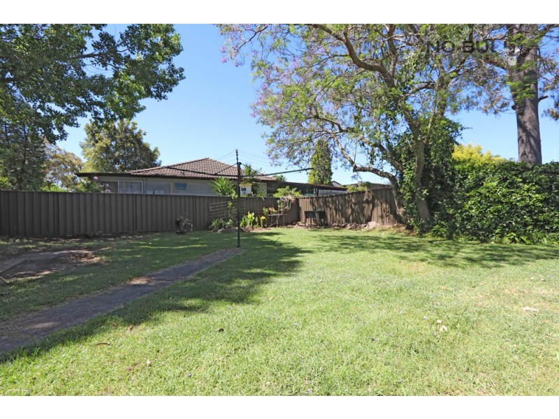 33 George Booth Drive, Edgeworth NSW 2285