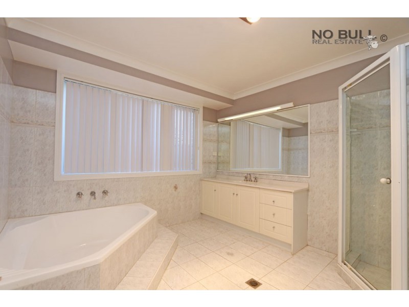 4 Elizabeth Close, Thornton NSW 2322