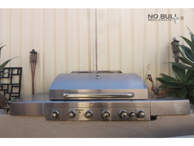 5 Hawkins Place, Cameron Park NSW 2285