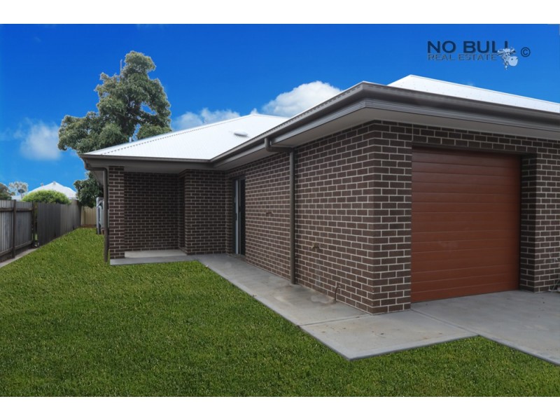 2/41 First Street, Weston NSW 2326