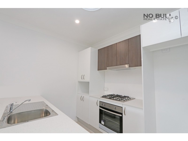 2/41 First Street, Weston NSW 2326