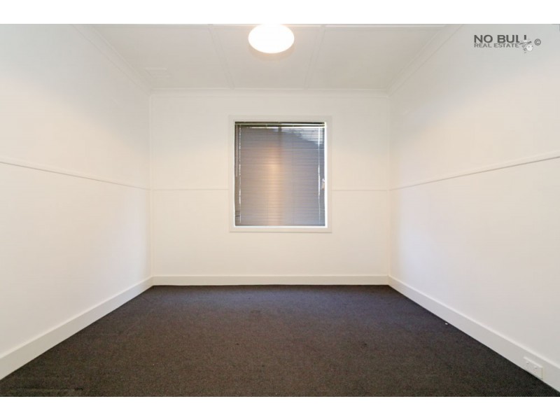 8 Bruce Street, Glendale NSW 2285