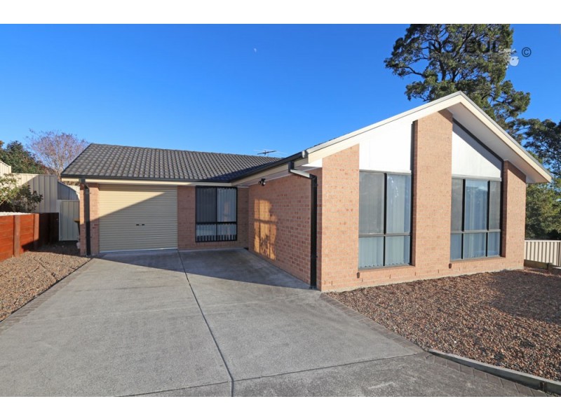 4A Hampton Way, Maryland NSW 2287