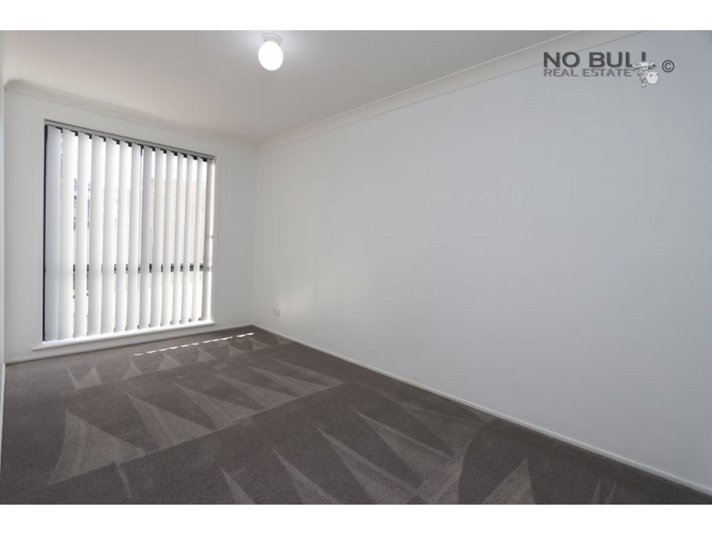 4A Hampton Way, Maryland NSW 2287