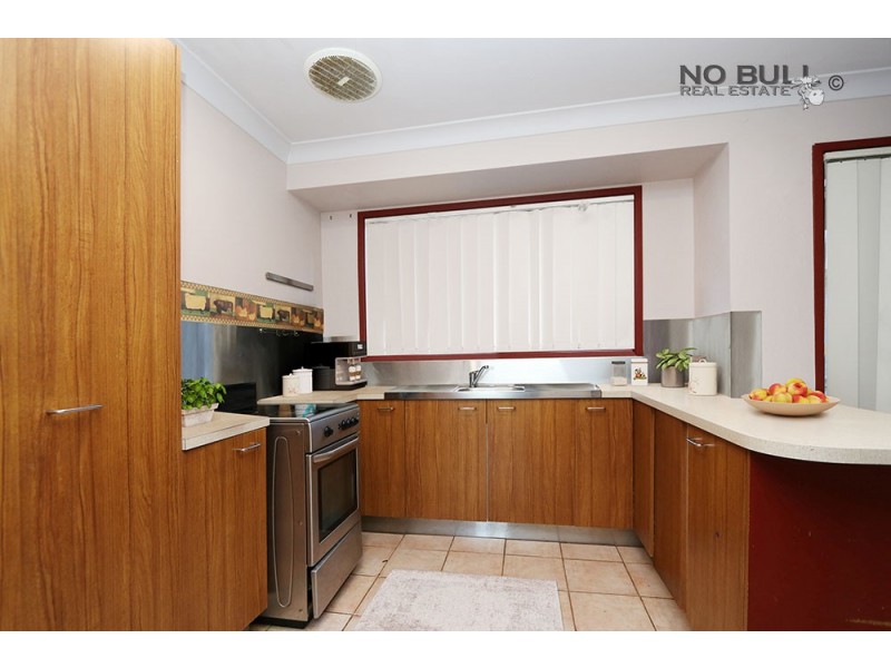 8 Fifth Street, Seahampton NSW 2286