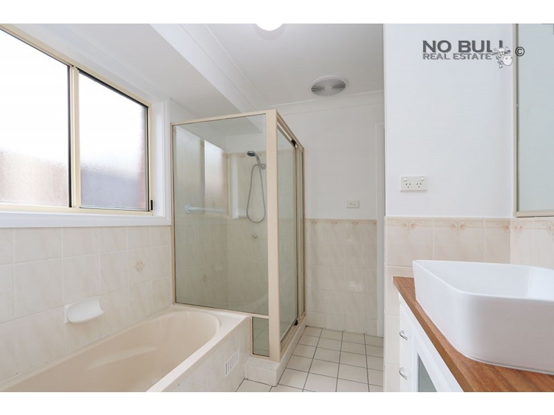 8/68 Fletcher Street, Adamstown NSW 2289