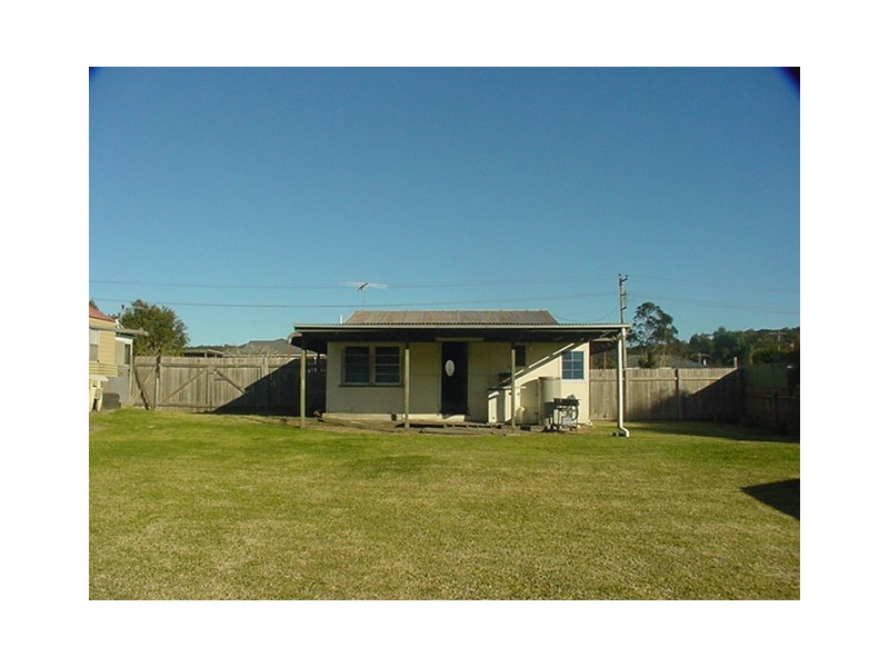 41 Woodford St, Minmi NSW 2287