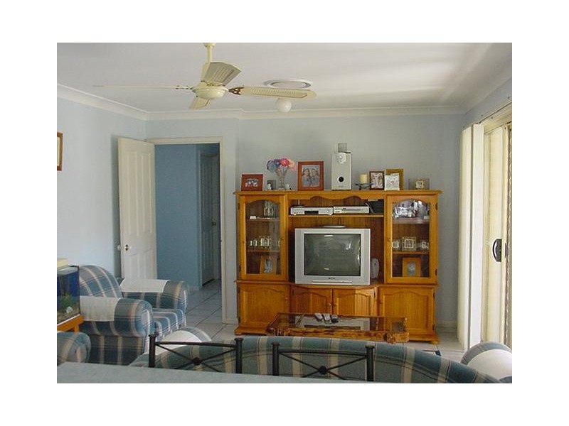 17 Toucan Close, Cameron Park NSW 2285