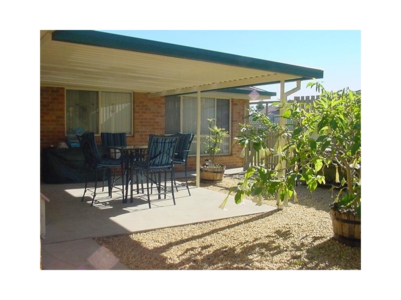17 Toucan Close, Cameron Park NSW 2285