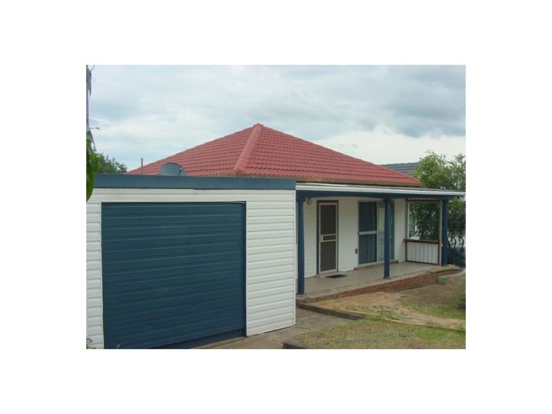 16 Hopkins Street, Speers Point NSW 2284