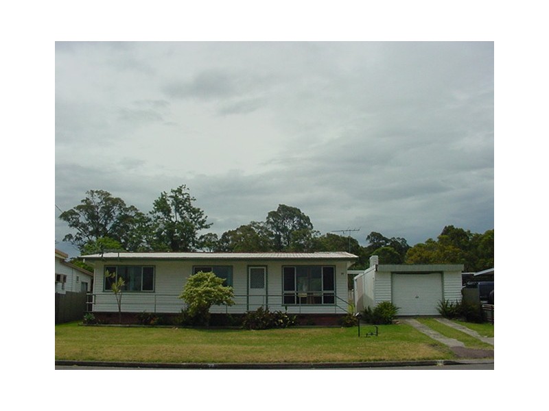 77 Seaham Street, Holmesville NSW 2286