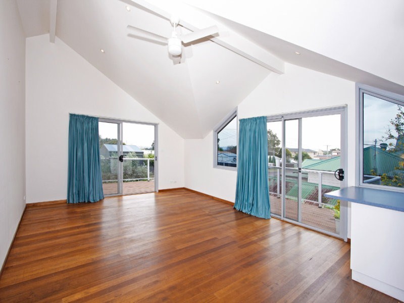 14 Turea Street, Pelican NSW 2281
