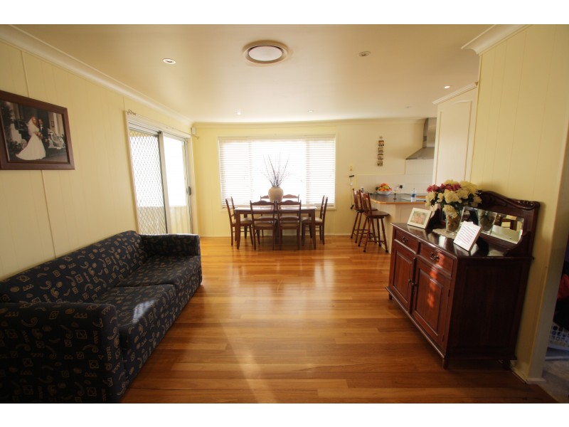 1 Coomalong Close, Holmesville NSW 2286