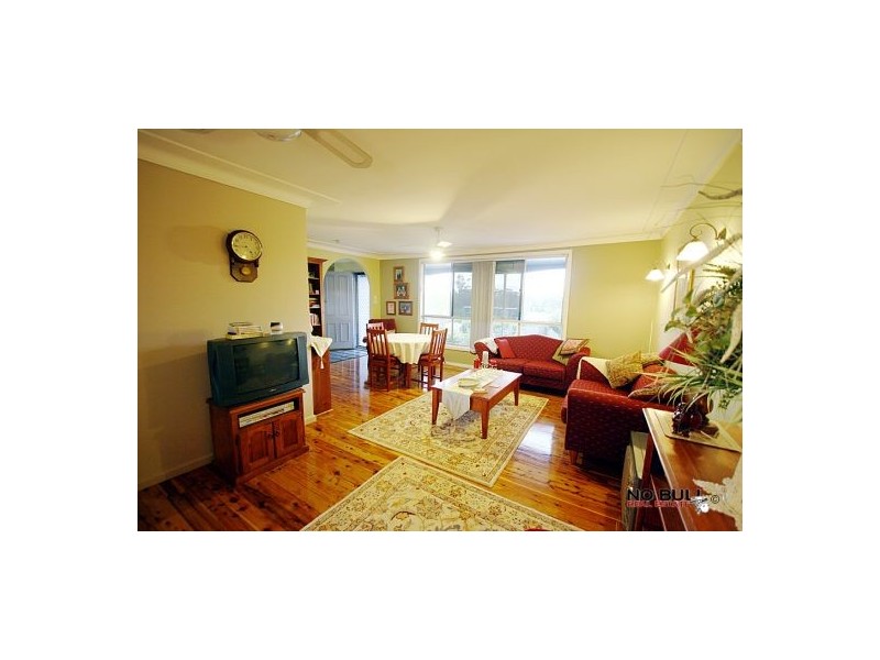 17 Teralba Road, West Wallsend NSW 2286