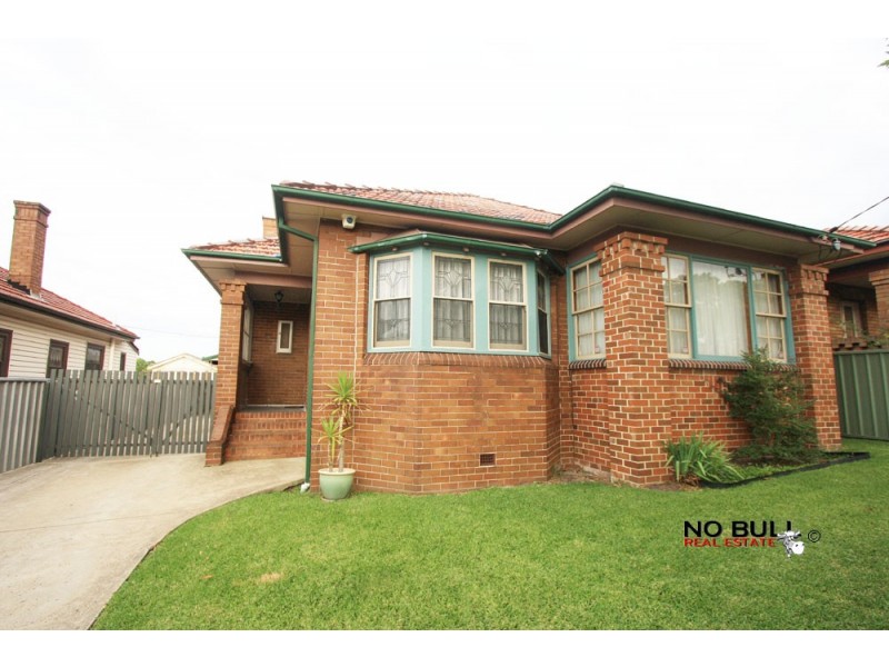 32 Woodstock Street, Mayfield NSW 2304
