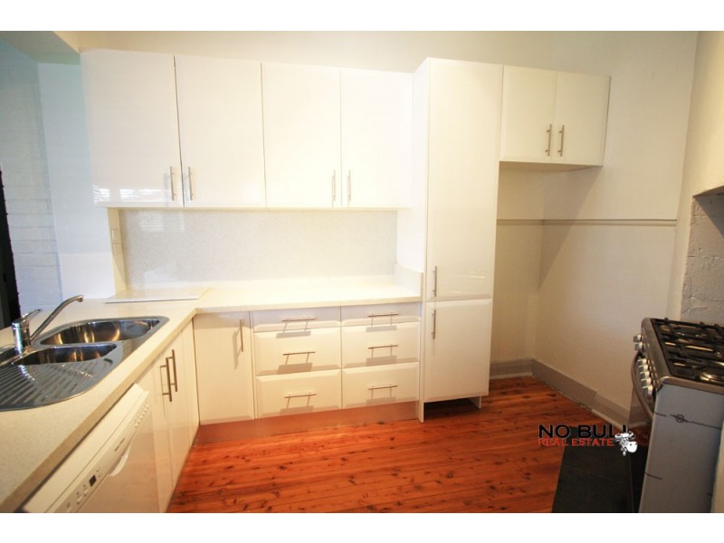 32 Woodstock Street, Mayfield NSW 2304
