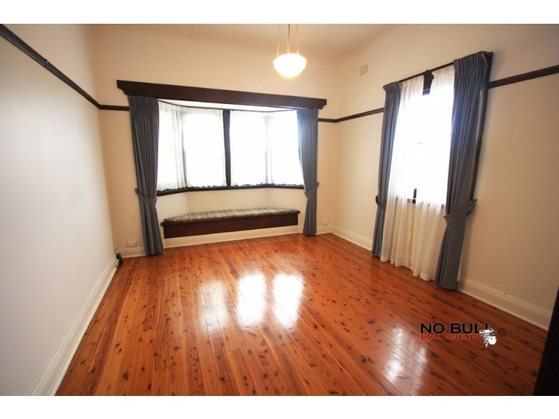 32 Woodstock Street, Mayfield NSW 2304
