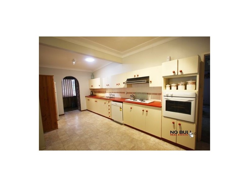 2A Earl Street, Holmesville NSW 2286