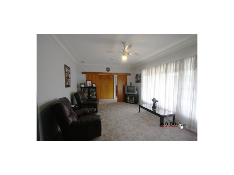 2A Earl Street, Holmesville NSW 2286