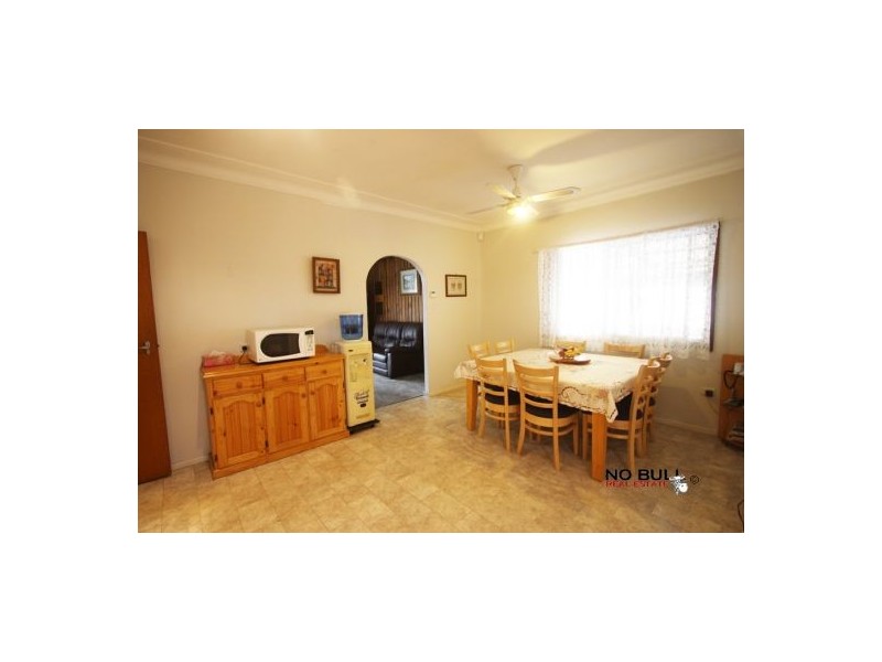 2A Earl Street, Holmesville NSW 2286