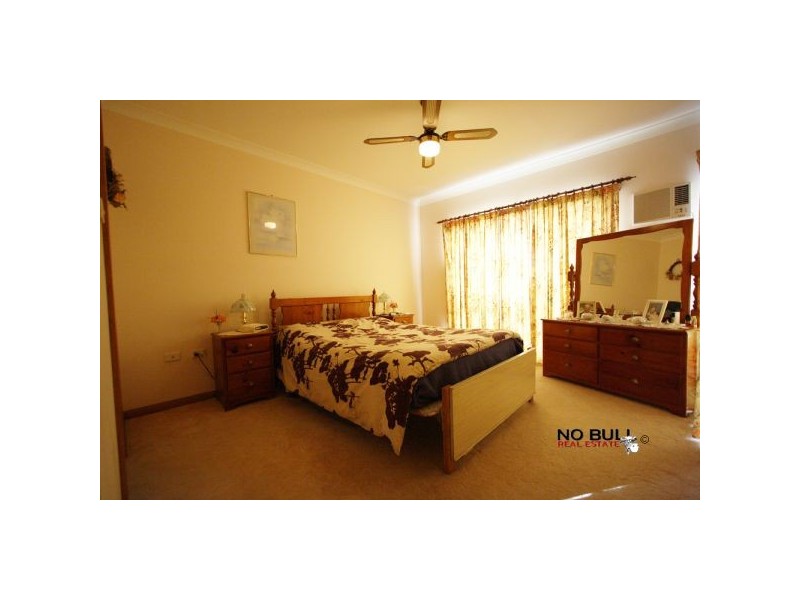 13 Anzac Parade, Toronto NSW 2283