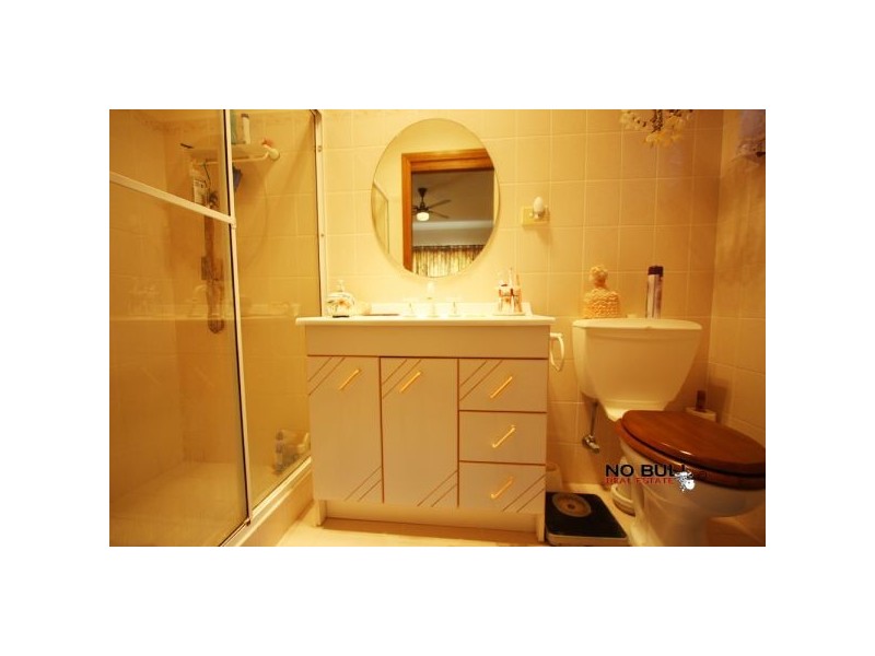 13 Anzac Parade, Toronto NSW 2283