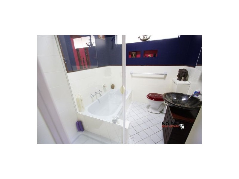 15 Walumbi Avenue, Tingira Heights NSW 2290