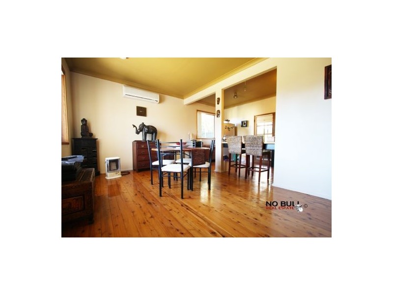 15 Walumbi Avenue, Tingira Heights NSW 2290