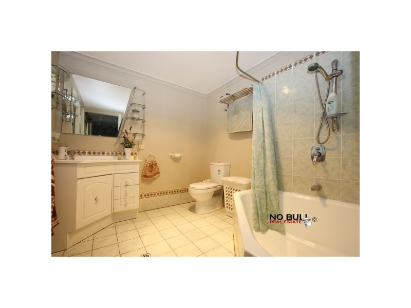 13 Hugo Close, Jesmond NSW 2299