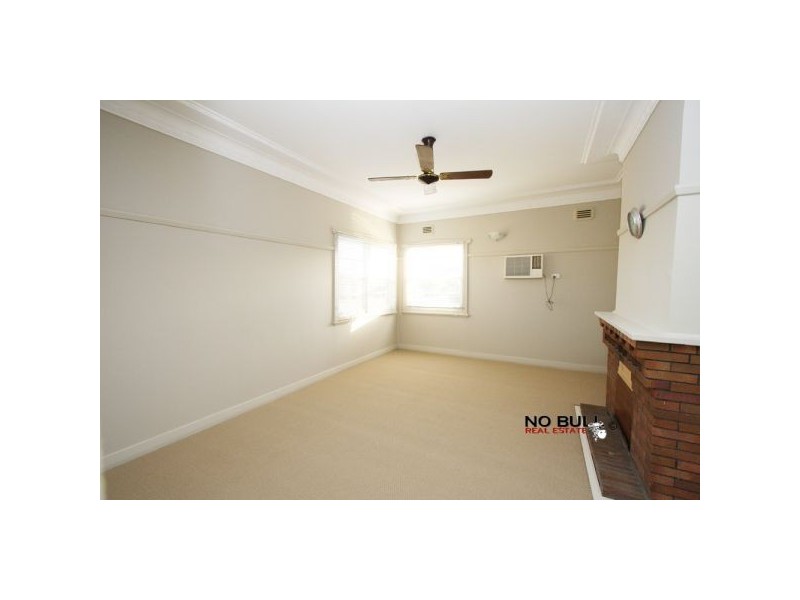 28 Daniel Street, Cessnock NSW 2325