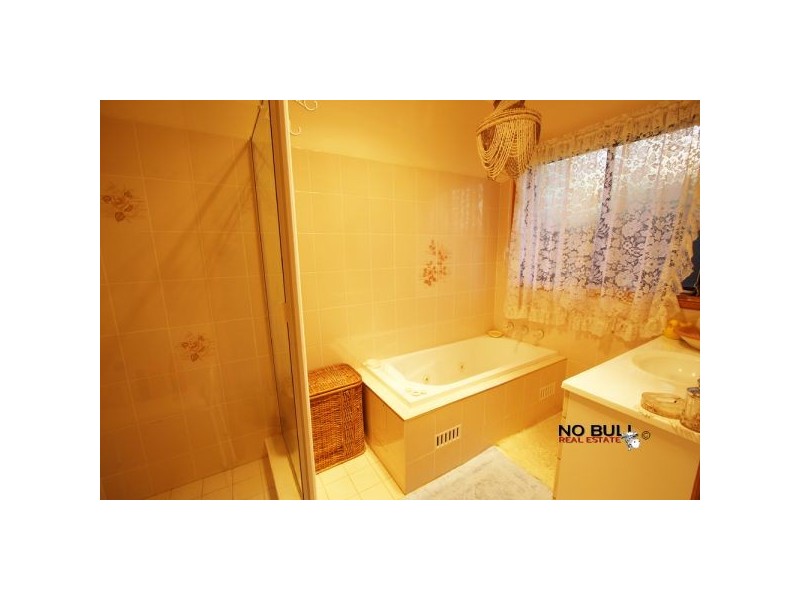 13 Anzac Parade, Toronto NSW 2283