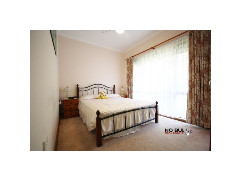 13 Anzac Parade, Toronto NSW 2283