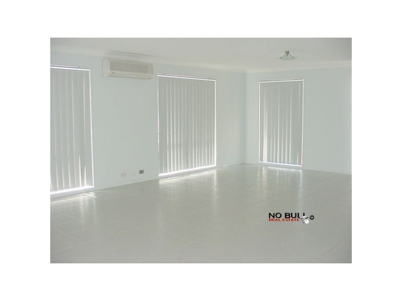 9 Peregrine Close, Aberglasslyn NSW 2320