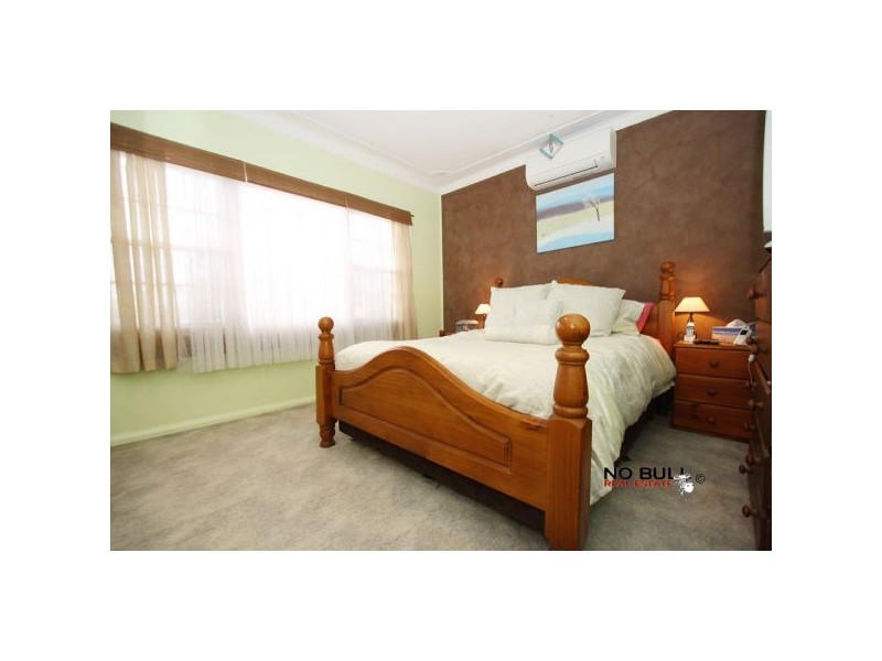 1A Earl Street, Holmesville NSW 2286