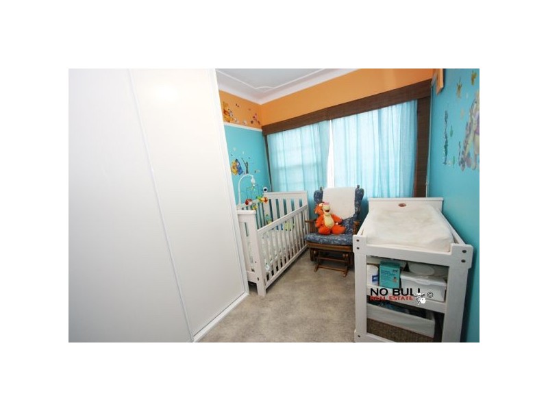 1A Earl Street, Holmesville NSW 2286