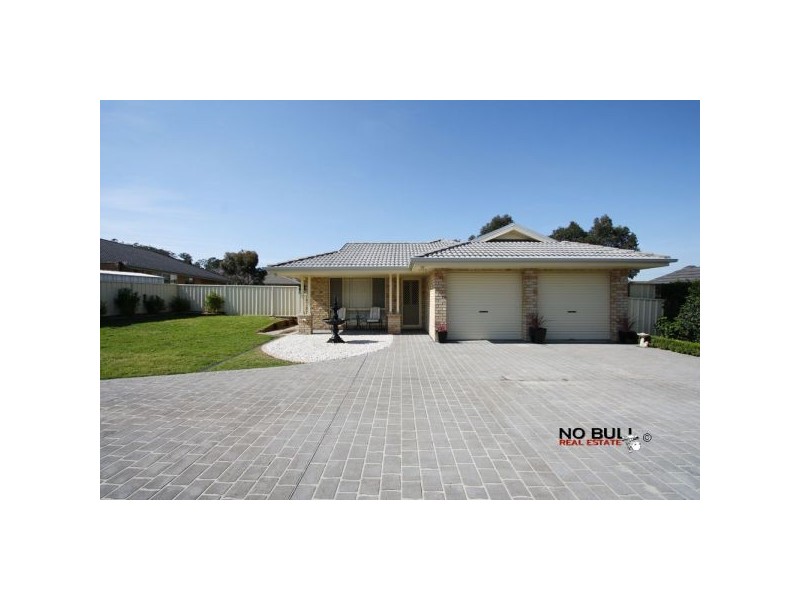 39 Hanover Road, Cameron Park NSW 2285