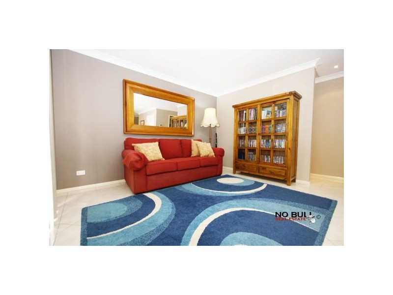 39 Hanover Road, Cameron Park NSW 2285