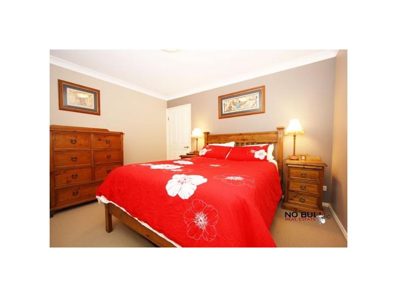 39 Hanover Road, Cameron Park NSW 2285