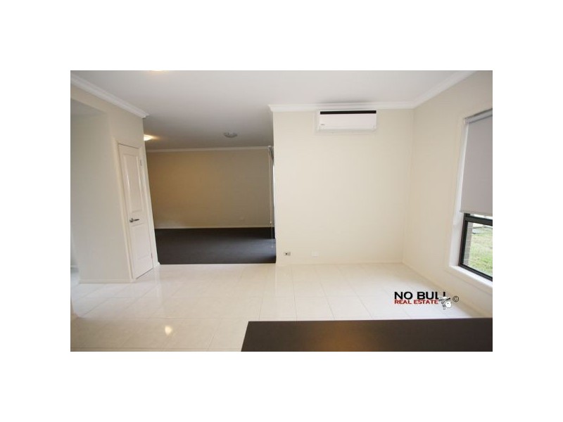 2/245 Maitland Road, Cessnock NSW 2325