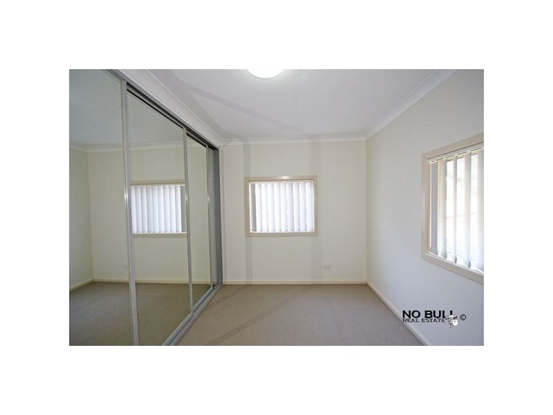 2/11 Blackbutt Parade, Kotara NSW 2289