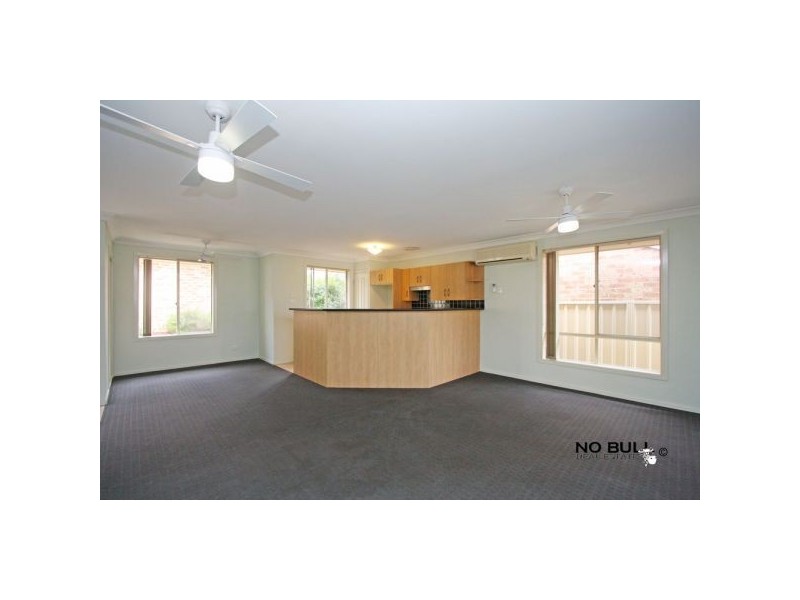 2/64 Lawson Avenue, Beresfield NSW 2322
