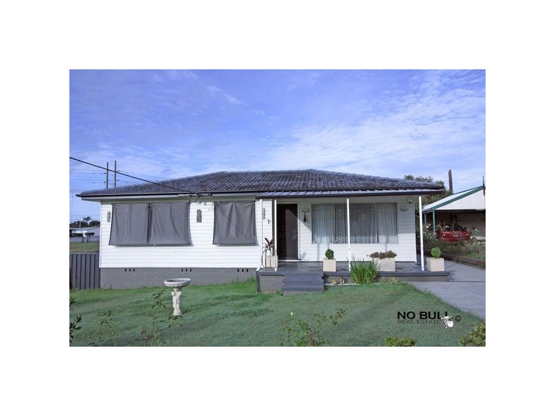 7 Peewee Close, Woodberry NSW 2322