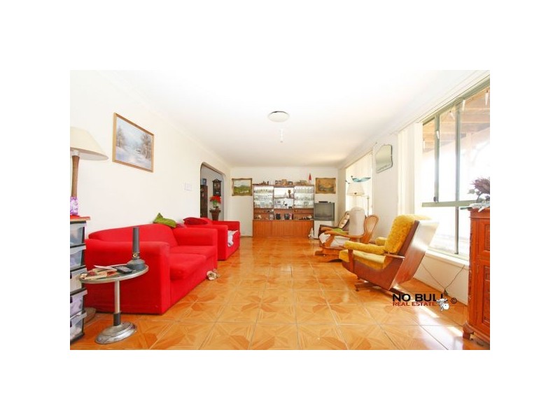 9 Claret Ash Close, Toronto NSW 2283